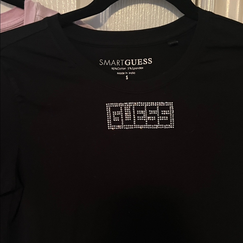Bundle 2 t-shirts Guess Black and Light Purplish American Eagle Short Sleeve - Picture 2 of 8